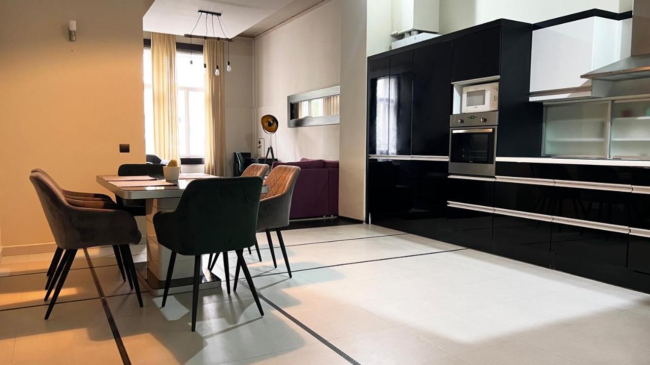 Deluxe Cosmopolitan Budapest, With Private Parking Apartamento