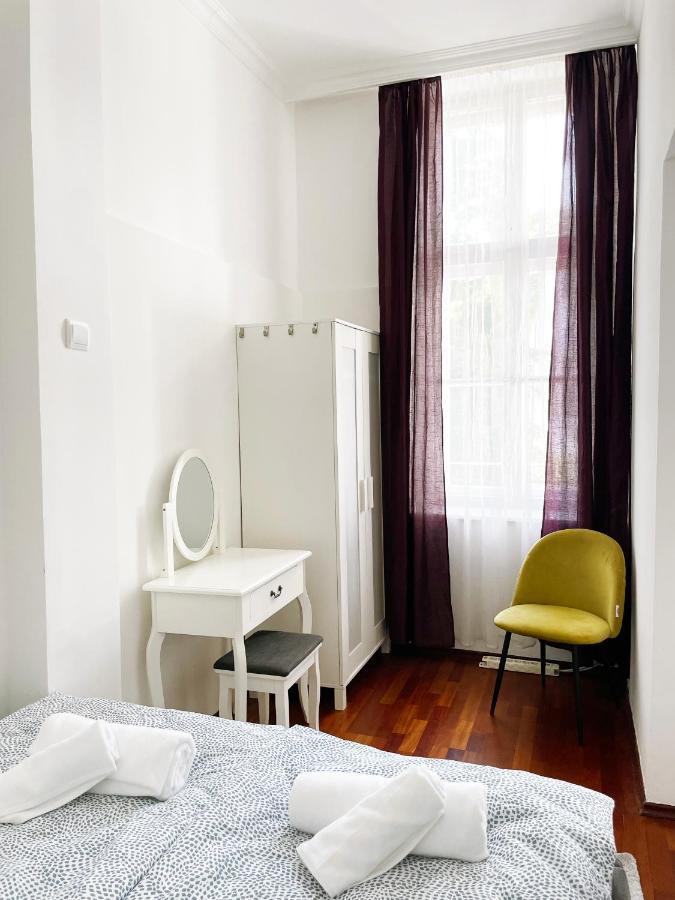 Apartamento Deluxe Cosmopolitan Budapest, With Private Parking *